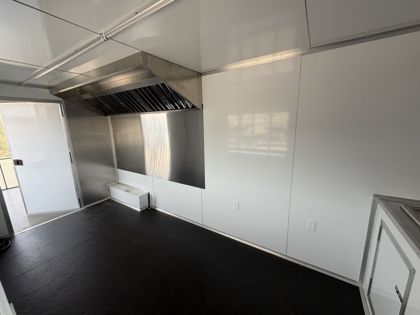New 2026 Custom 26ft BBQ / Concession Trailer