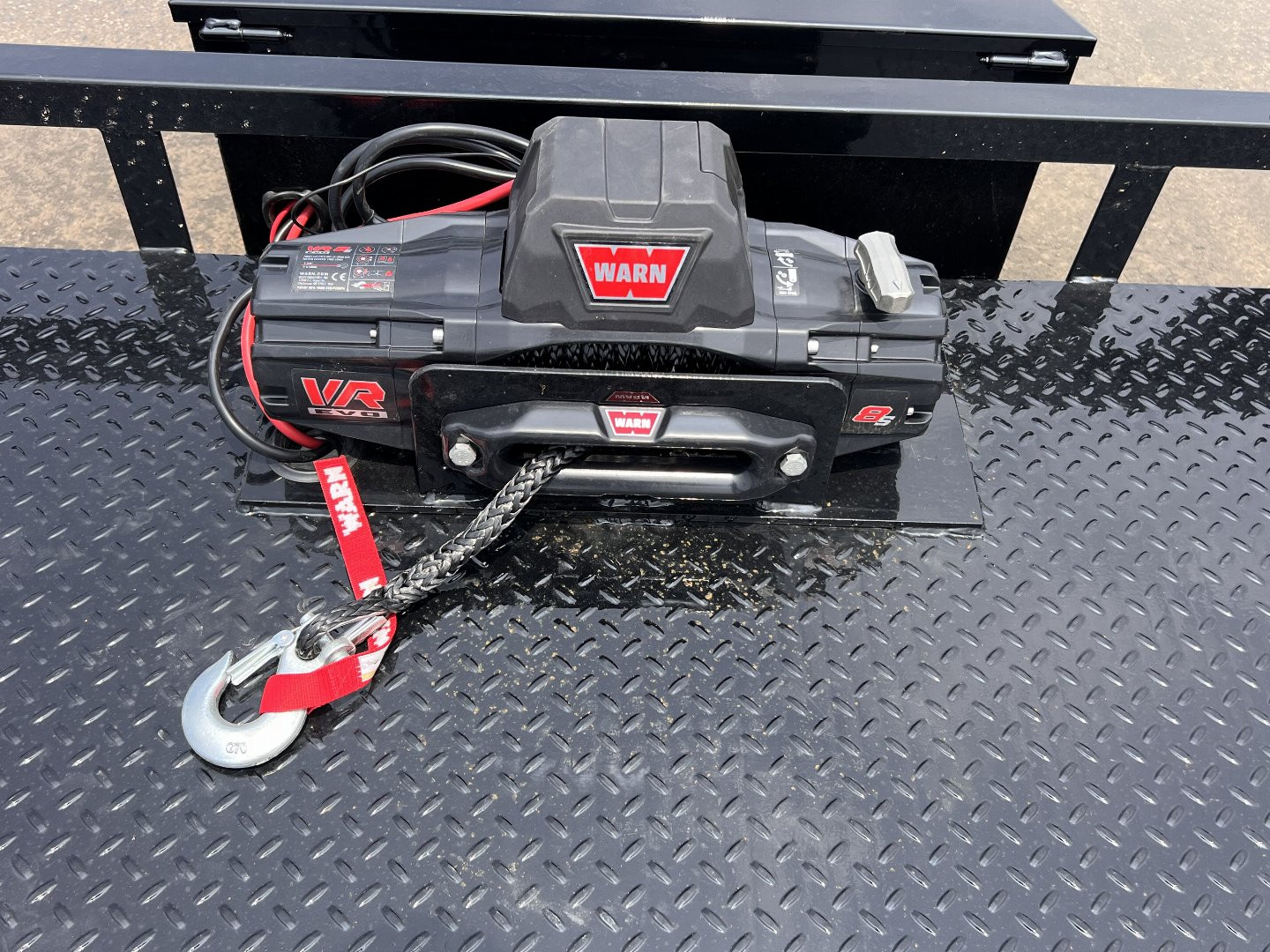 New 2026 East Texas Trailers 83x20ft Car Hauler w/Winch