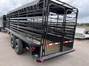 New 2025 Delco Trailers 6.8x20ft Gooseneck Livestock Trailer
