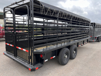New 2025 Delco Trailers 6.8x20ft Gooseneck Livestock Trailer