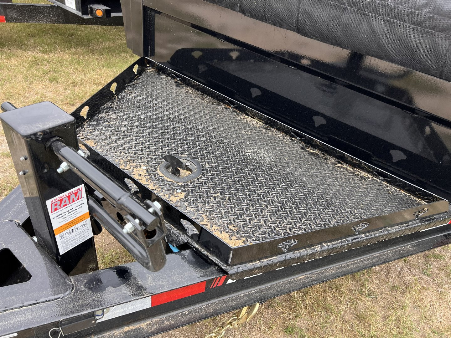 New 2025 PJ Trailers 83x14ft Heavy Duty Dump Trailer