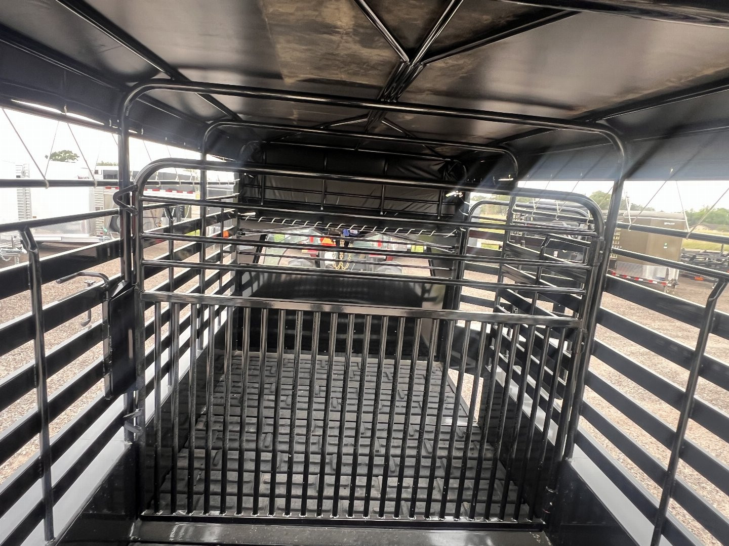 New 2024 Delco Trailers 6.8x16ft Gooseneck Livestock Trailer