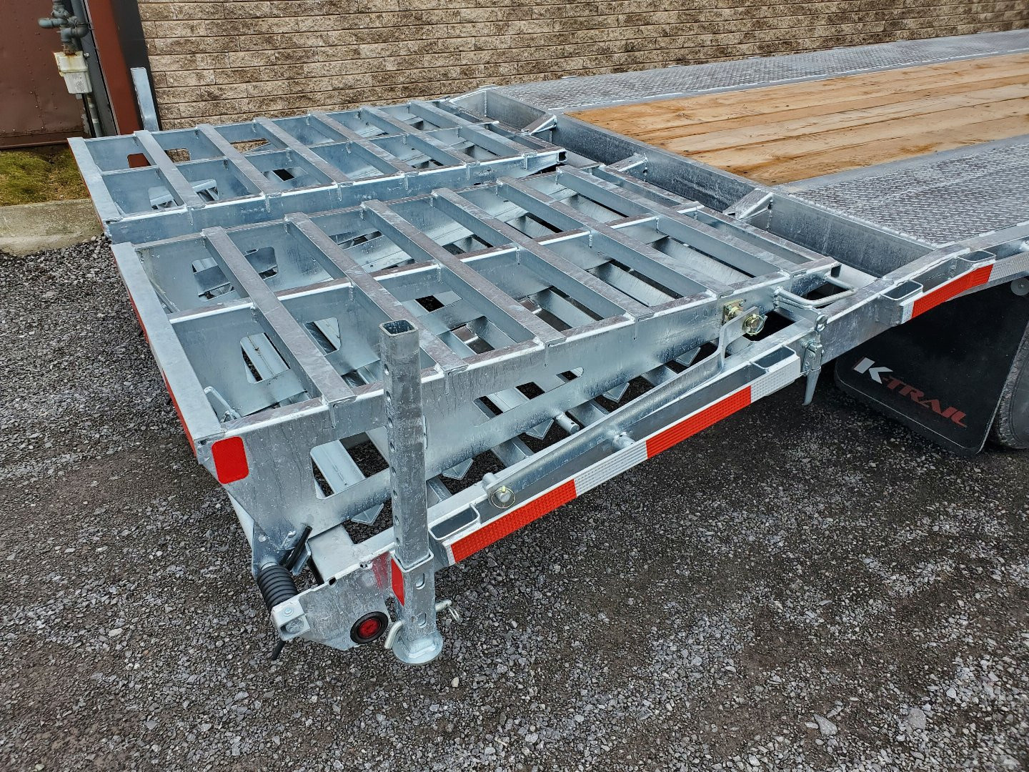 New 2025 K-TRAIL 35 + 5 30K Gooseneck Equipment Trailer