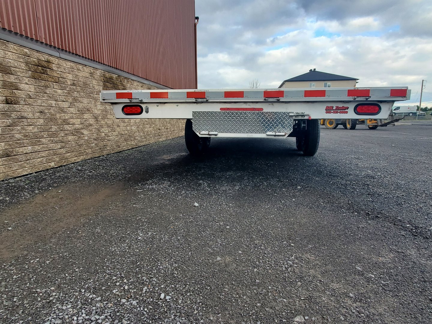 New 2025 Enbeck 24' 5 Ton Deckover Flatbed Trailer