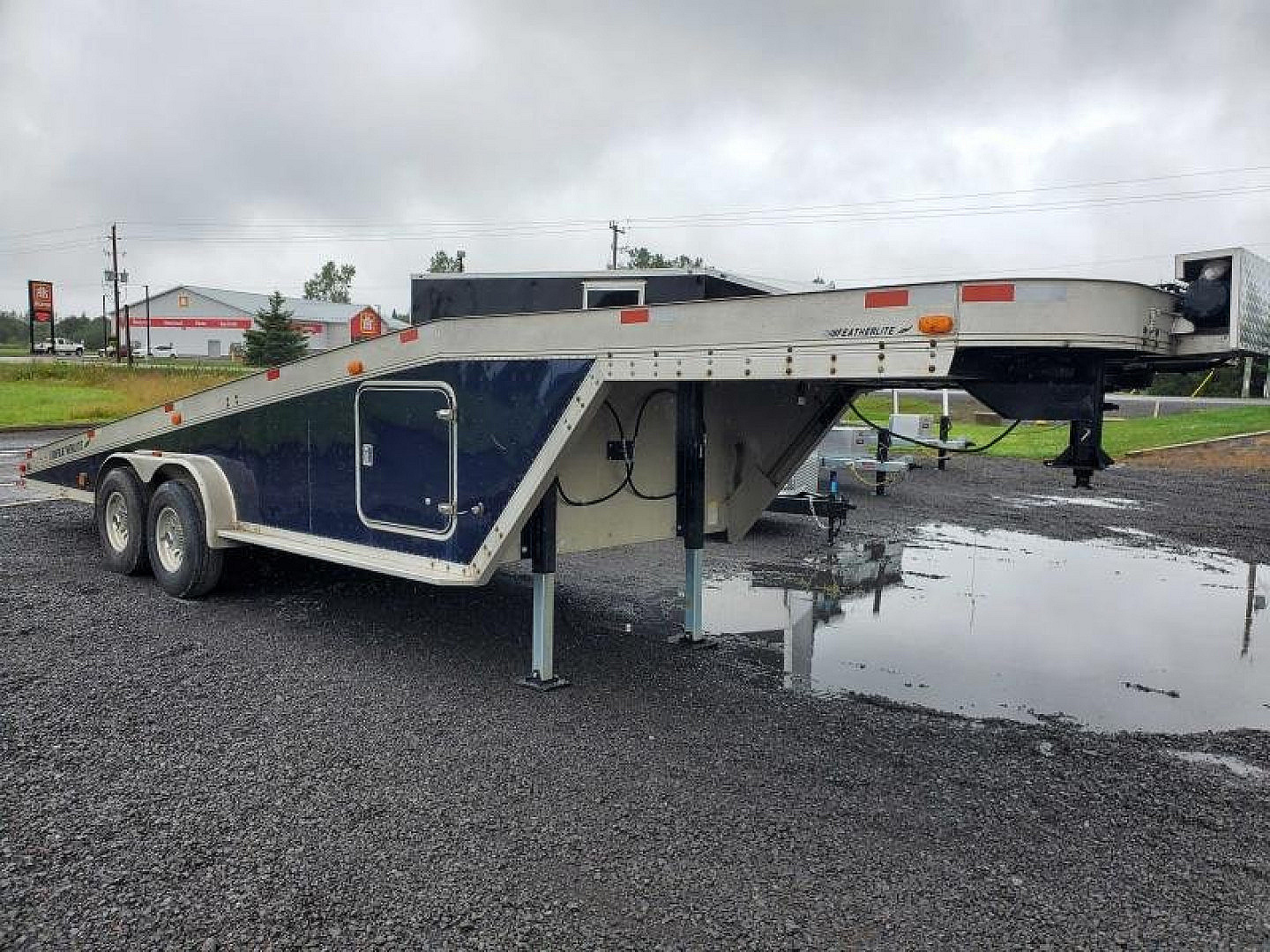 Used 1998 Featherlite X2 Car Hauler 32'
