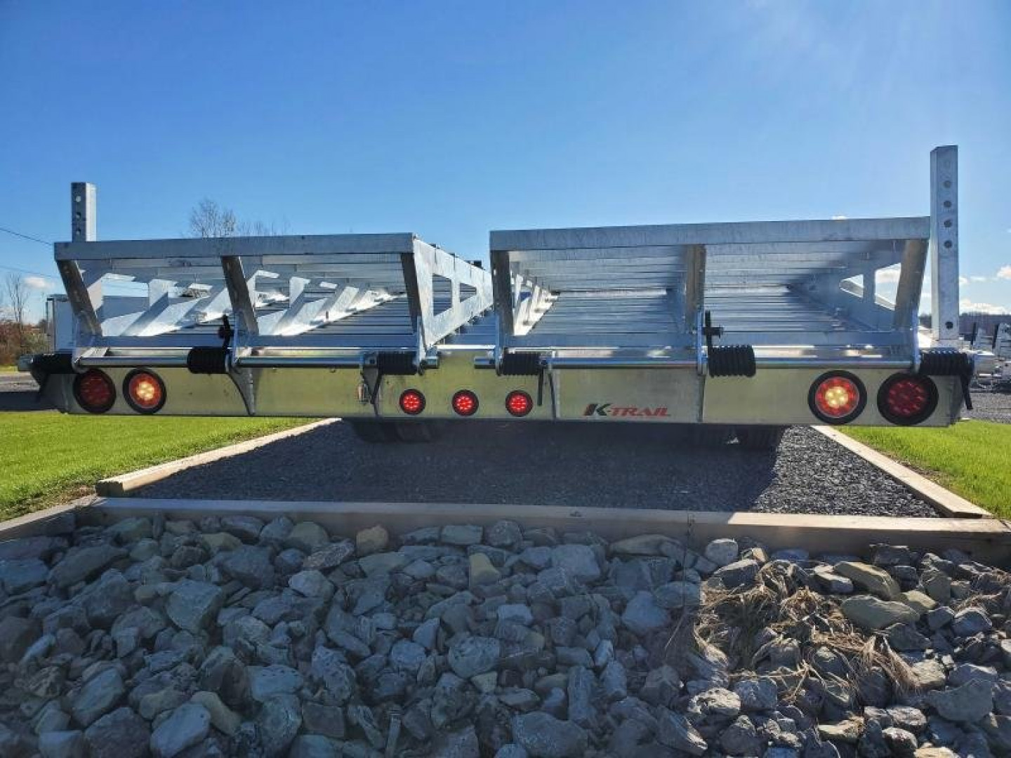 New 2025 K-TRAIL 25 + 5 30K Gooseneck Equipment Trailer