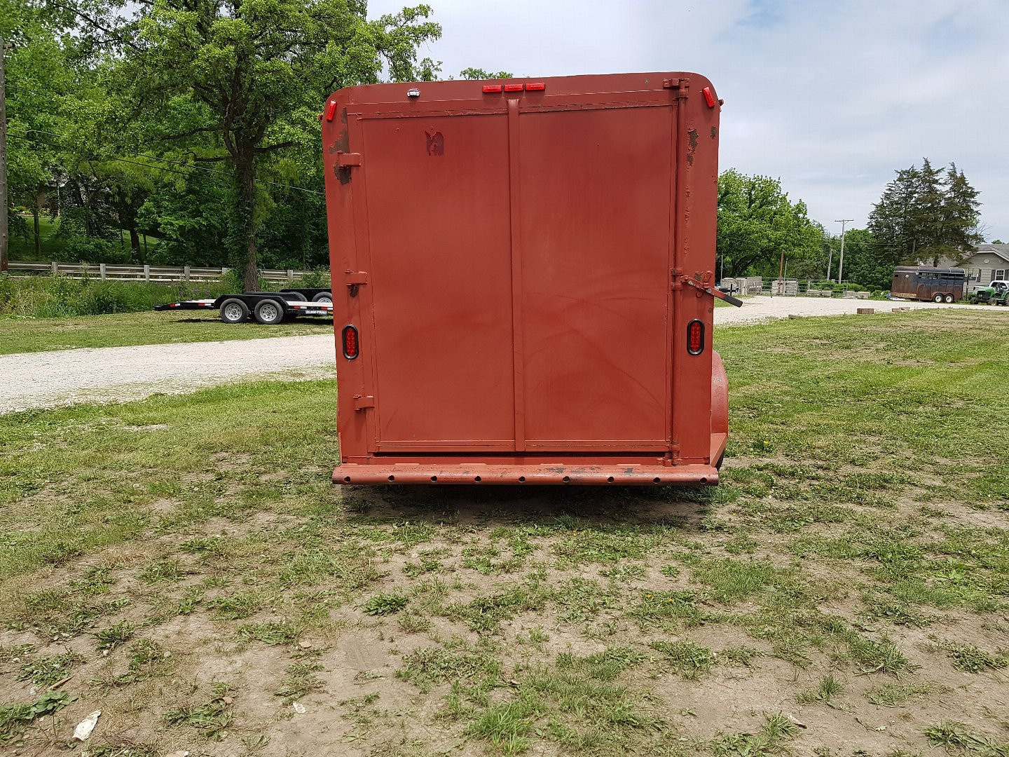 Used 1994 Featherlite Trailers 2 Horse slant Gooseneck Stock / Stock Combo Trailer