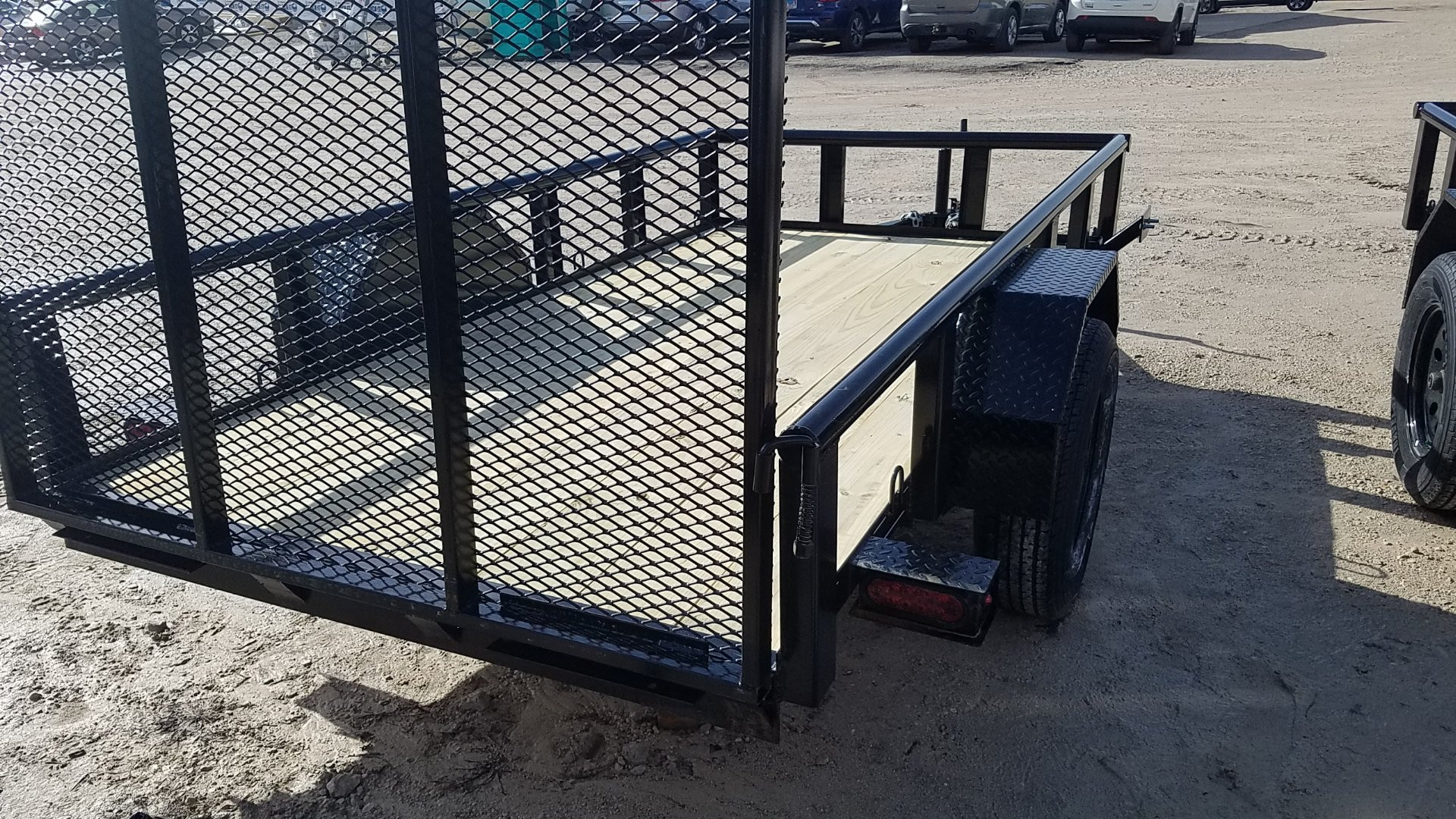 New 2025 MEB 5x10 Pipetop Utility Trailer W/Ramp