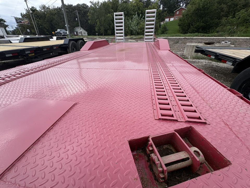 New 2024 Sure-Trac 8.5 x 22 (20+2) Full-Width Equipment Trailer Equipment Trailer