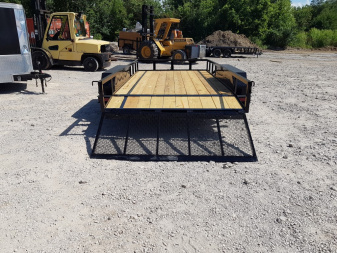 New 2026 MEB 77x16 W/ Ramp & Dovetail utility Trailer