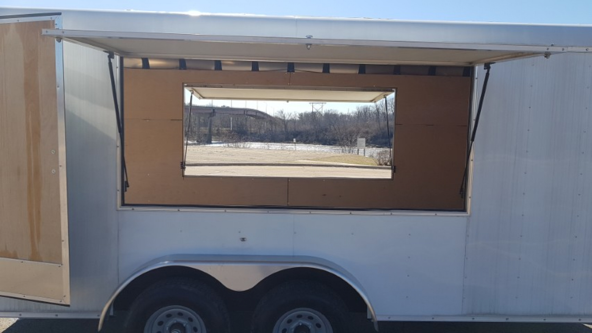 New 2023 Interstate I 716 TA3 Concession trailer