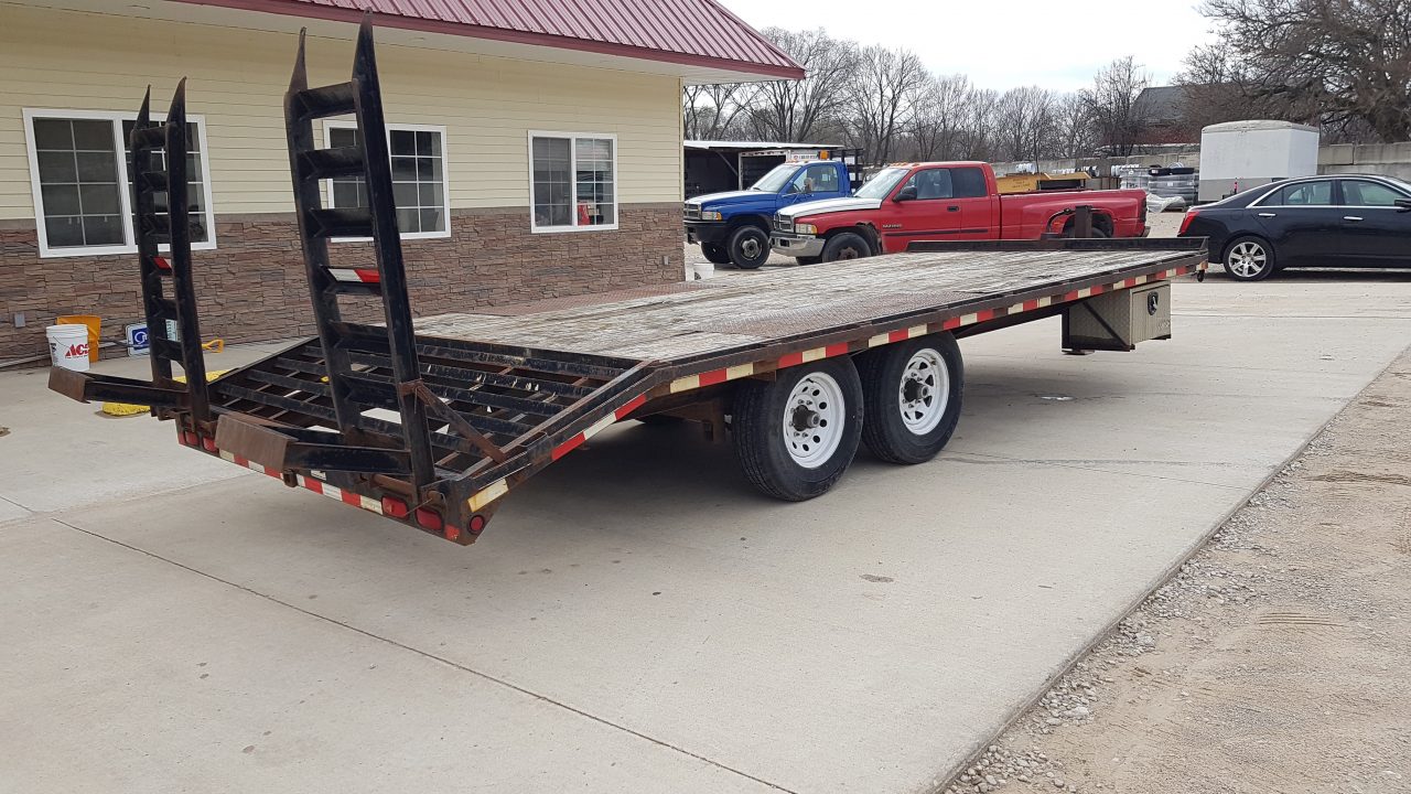 Used 2011 Doolittle Trailer Mfg 20+3 Doolittle Brute force Deckover Trailer