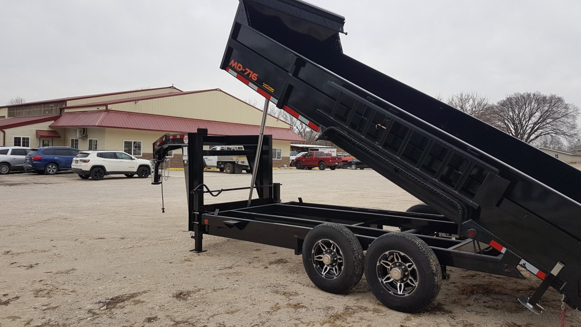 New 2026 MEB 82x16 Gooseneck 16K Telescopic Dump Trailer