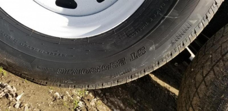 New 2023 Sure-Trac 7x18+4 Tilt Deck Equipment Trailer w/Lock Out Value 14k GVWR