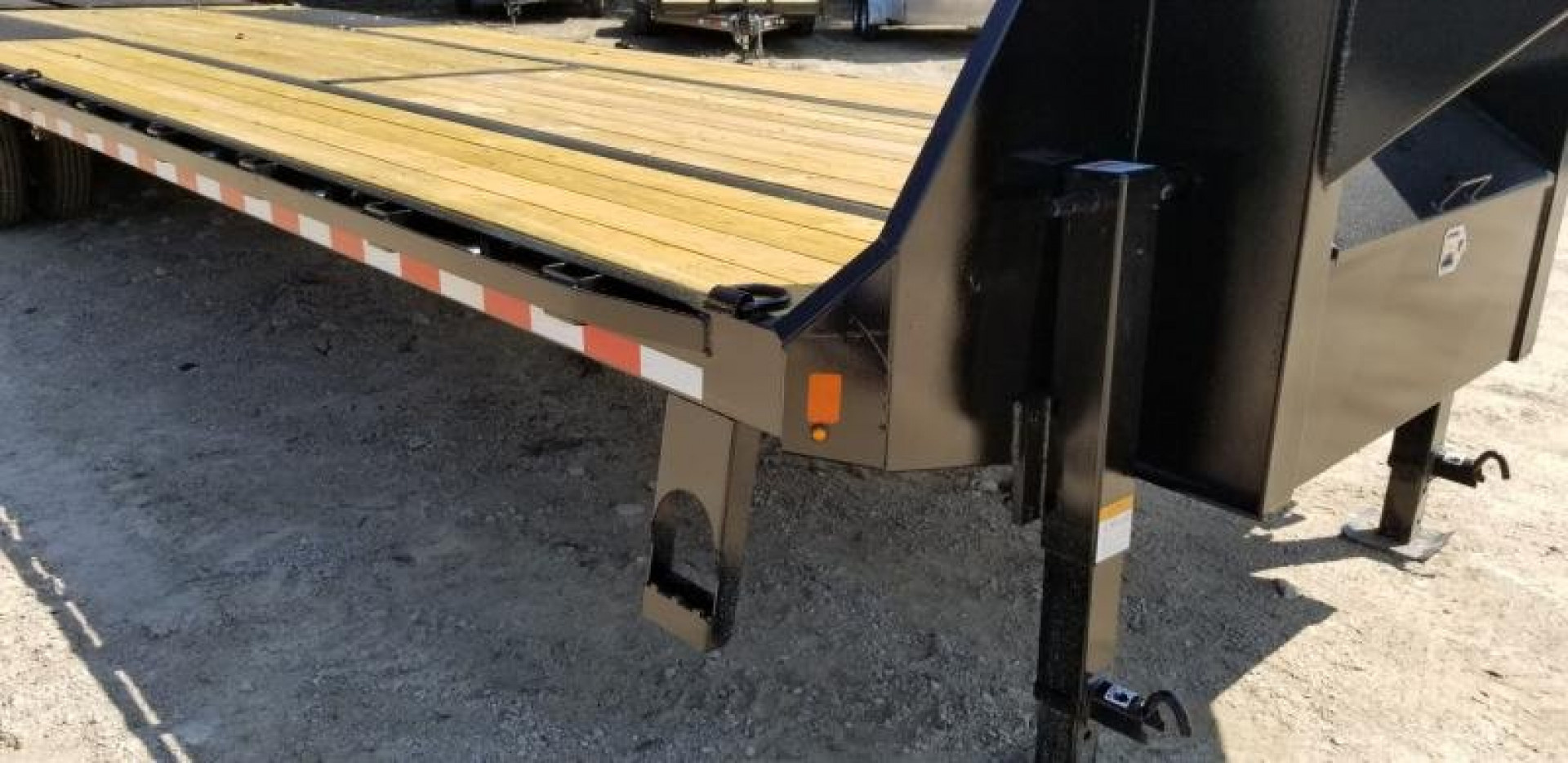 New 2025 Sure-Trac 8.5x25+5 Heavy Duty Gooseneck Equipment Trailer 20k