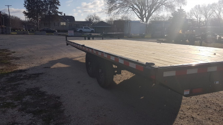 New 2025 Sure-Trac 8.5x20 Deckover Flatbed Trailer w/Ramps 15K