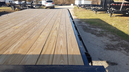 New 2025 Sure-Trac 8.5x20 Deckover Flatbed Trailer w/Ramps 15K