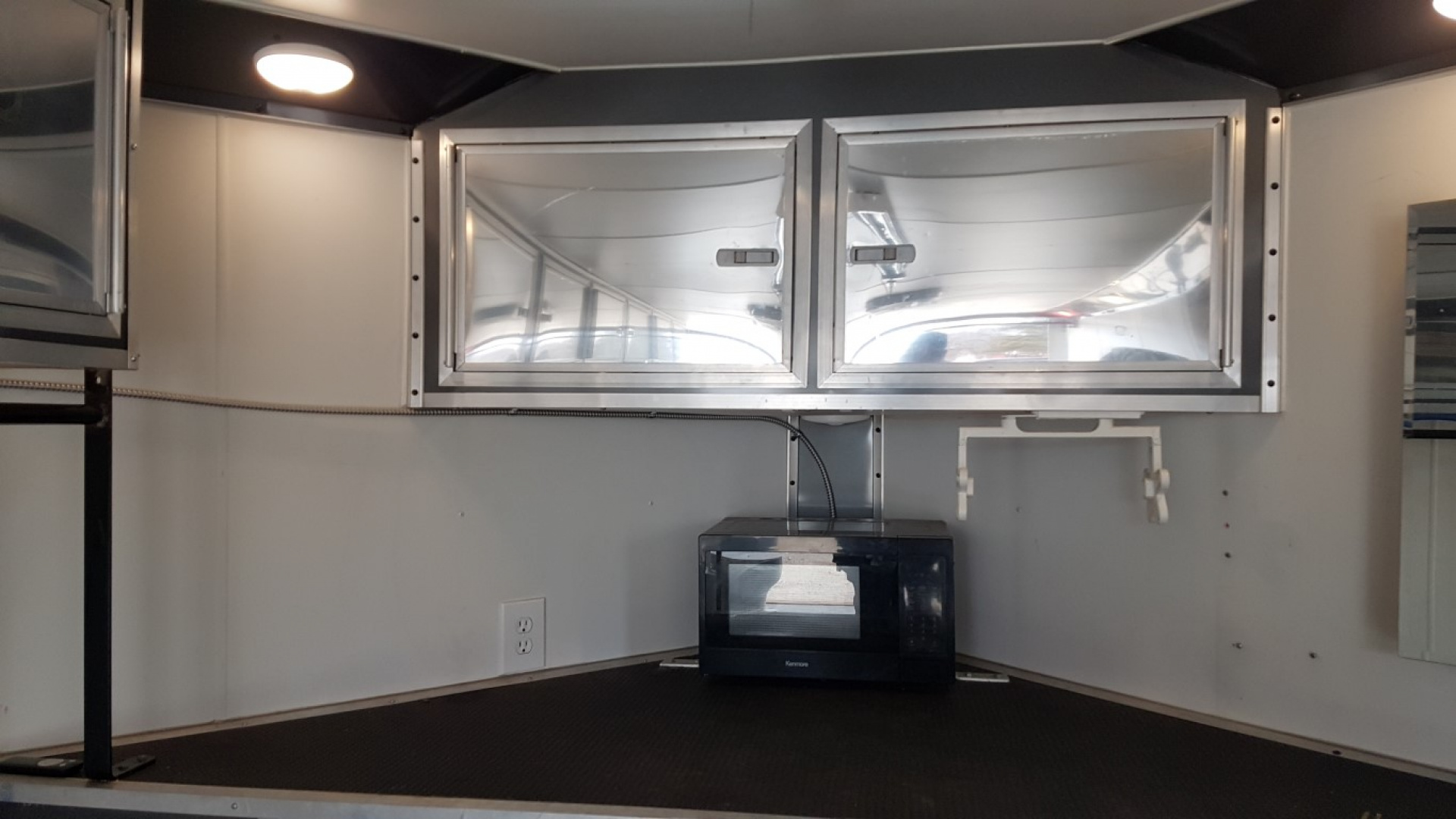 Used 2019 R&R 8.5 x 18 VDCP Aluminum Enclosed Toy Hauler Cargo Trailer