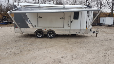 Used 2019 R&R 8.5 x 18 VDCP Aluminum Enclosed Toy Hauler Cargo Trailer