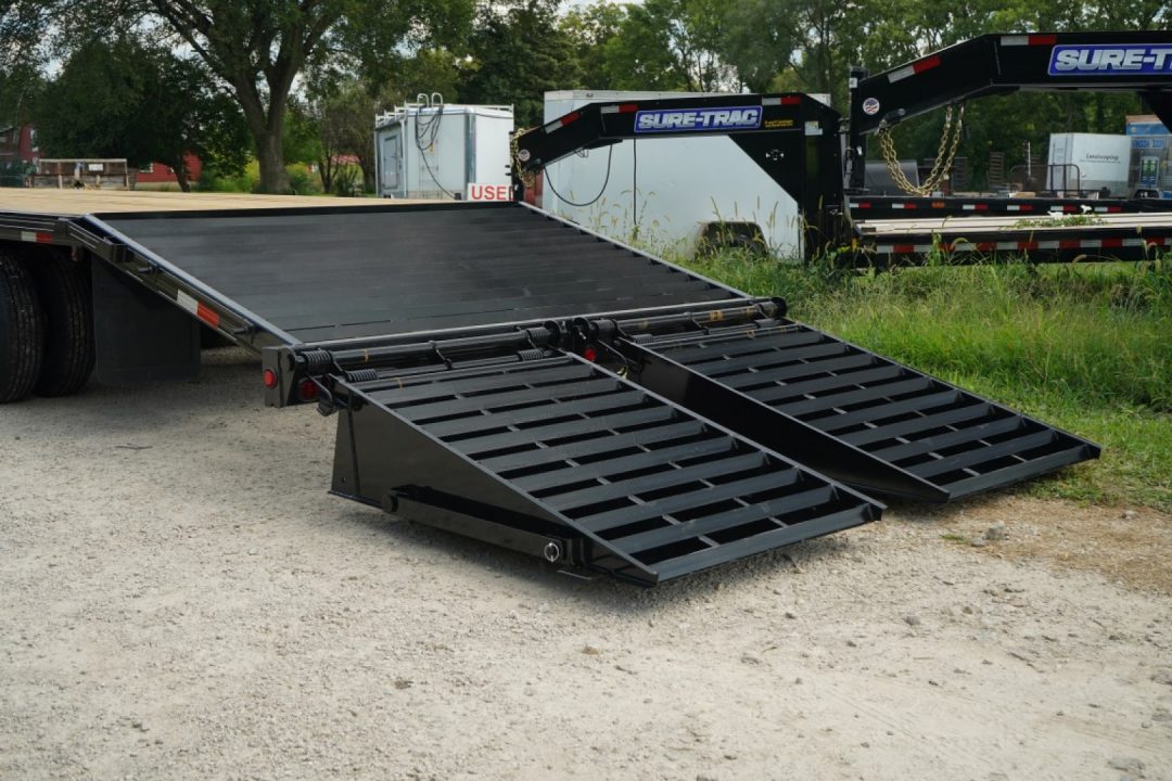 New 2026 MEB 8.5x22+5 Heavy Duty Gooseneck Equipment Trailer 14K