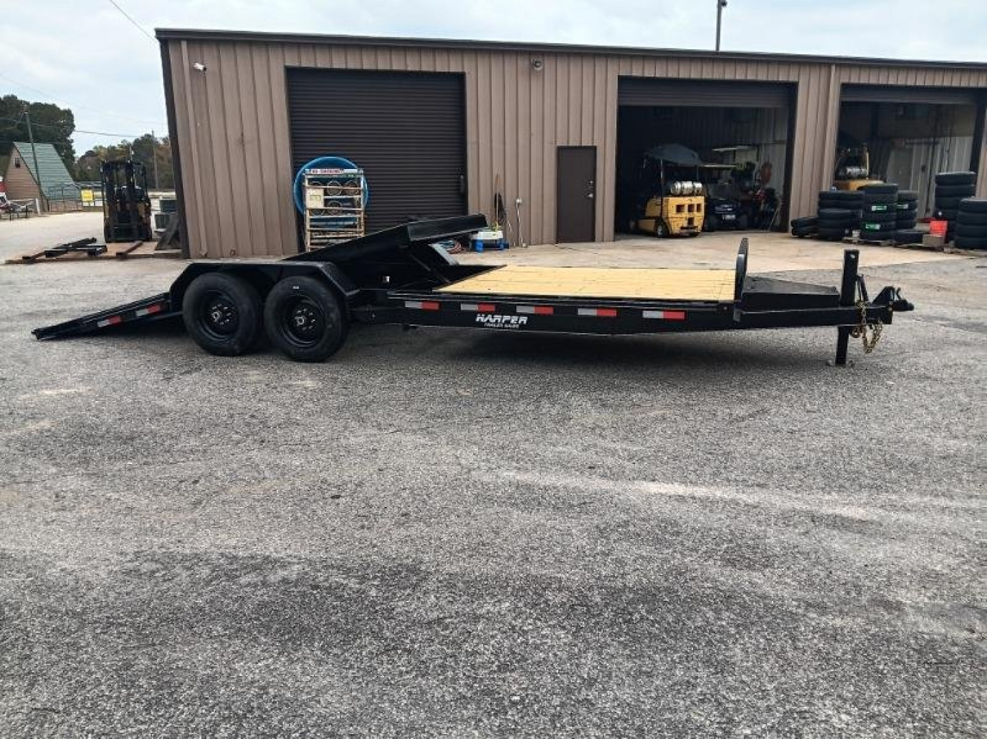 New 2025 JOBSITE 17K 22' TILT EQUIPMENT TRAILER