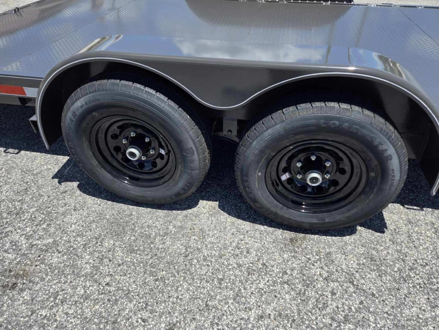 New 2025 82X20 DELUXE 10K STEEL FLOOR CAR HAULER DELUXE SERIES MODEL WITH 2 BRAKES, WINCH PLATE & BATTERY BOX