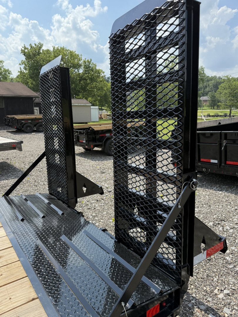 New 2025 Diamond C Trailers LPX 207 20X82 Equipment Trailer