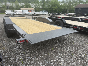 New 2025 Diamond C Trailers HDT 207 20X82 PACESETTER Equipment Trailer