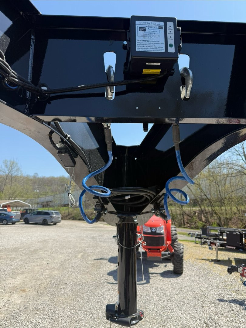 New 2025 Diamond C Trailers LPT-GN 207 14X82 Dump Trailer