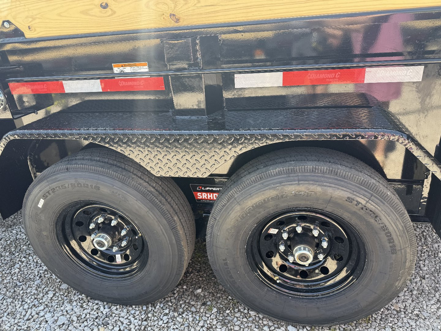 New 2025 Diamond C Trailers LPT-GN 207 14X82 Dump Trailer