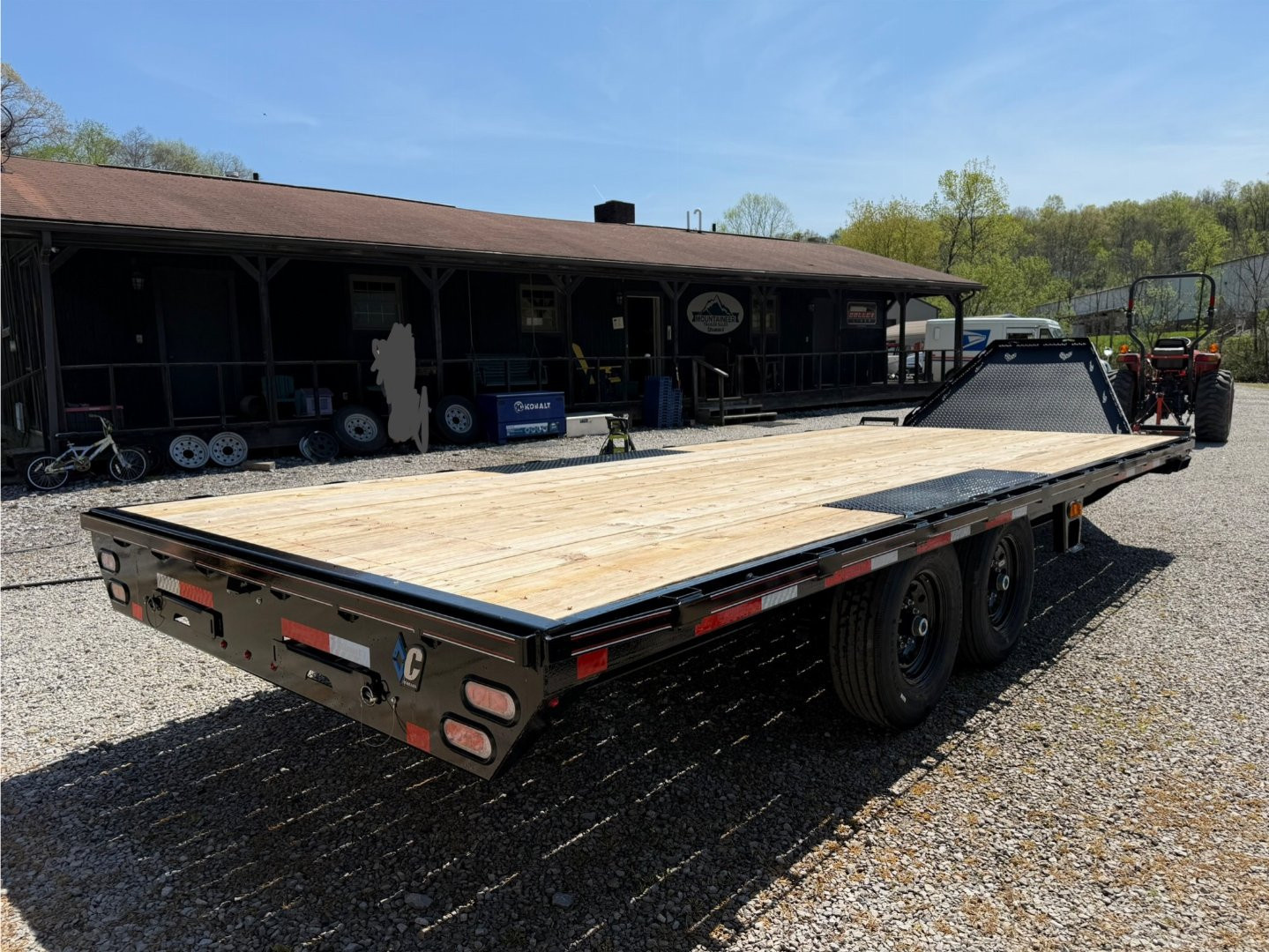 New 2025 Diamond C Trailers DEC 207 20X102 Equipment Trailer