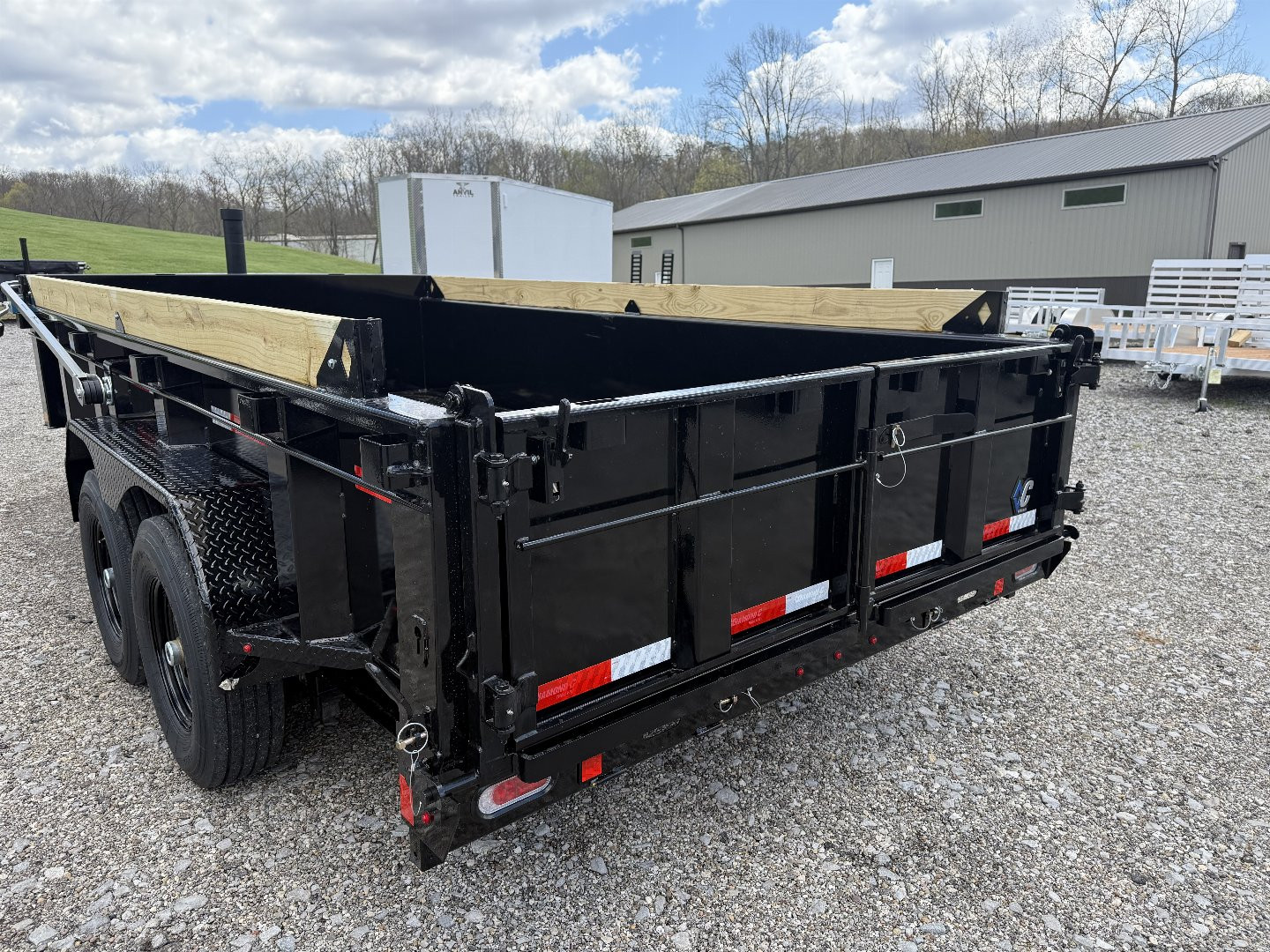 New 2025 Diamond C Trailers LPT207 14X82 Dump Trailer