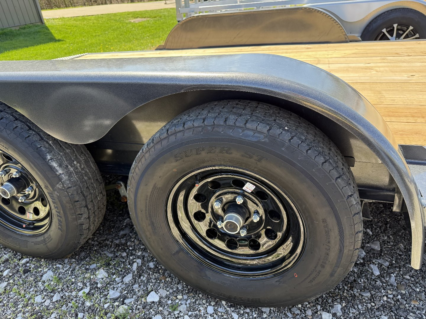 New 2025 Diamond C Trailers GTF235 20X83 Car Hauler