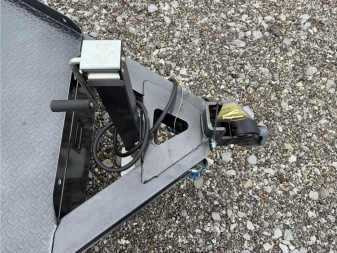 New 2025 Diamond C Trailers GTF 235 20X83 Car Hauler