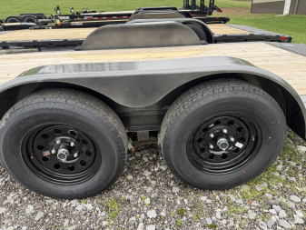 New 2025 Diamond C Trailers GTF 235 20X83 Car Hauler