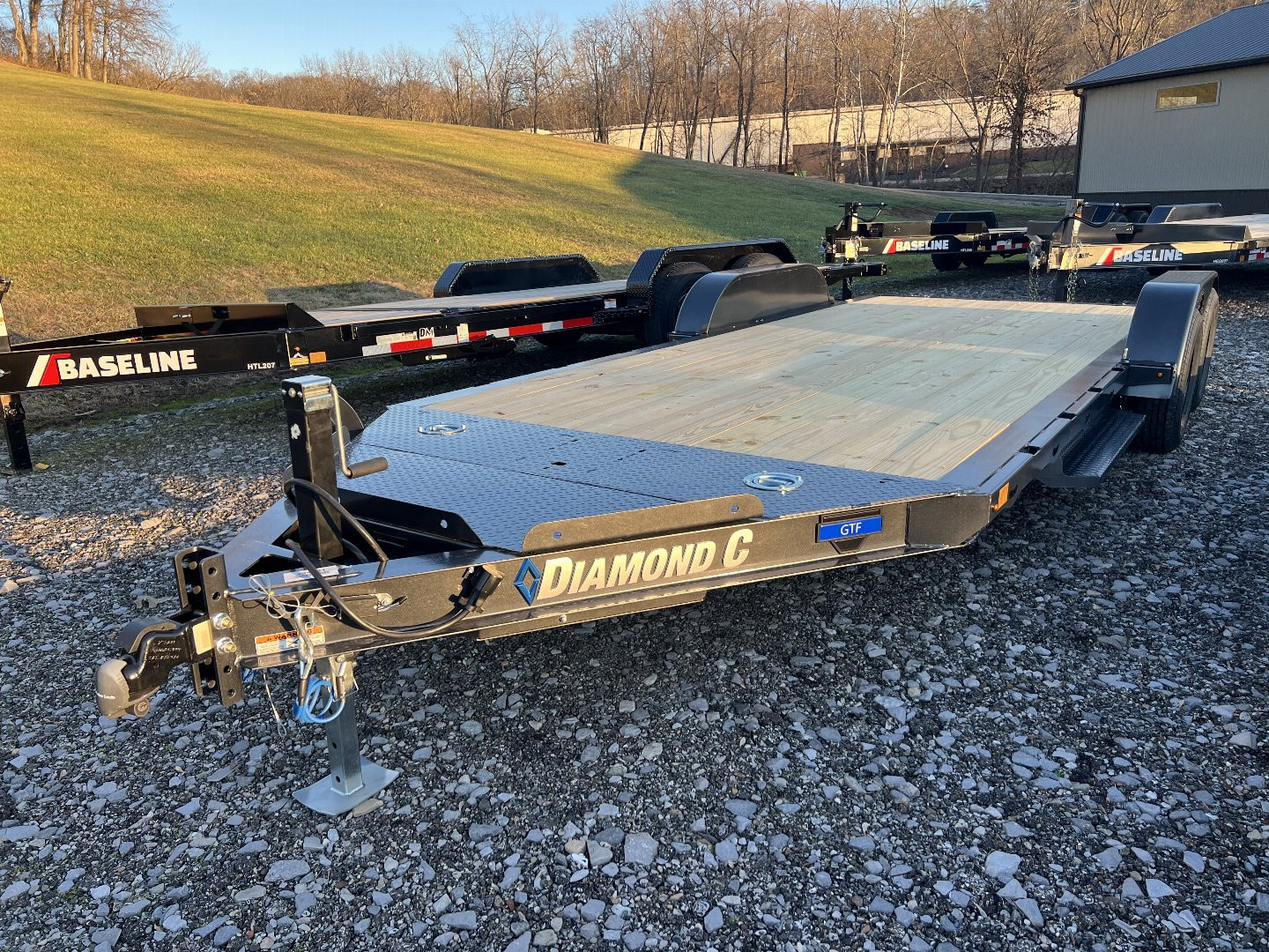 New 2025 Diamond C Trailers GTF 235 18X83 Car Hauler