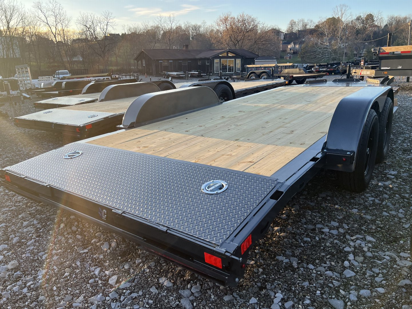 New 2025 Diamond C Trailers GTF 235 18X83 Car Hauler