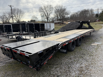 New 2025 Diamond C Trailers FMAX210 MR 32X102 Equipment Trailer