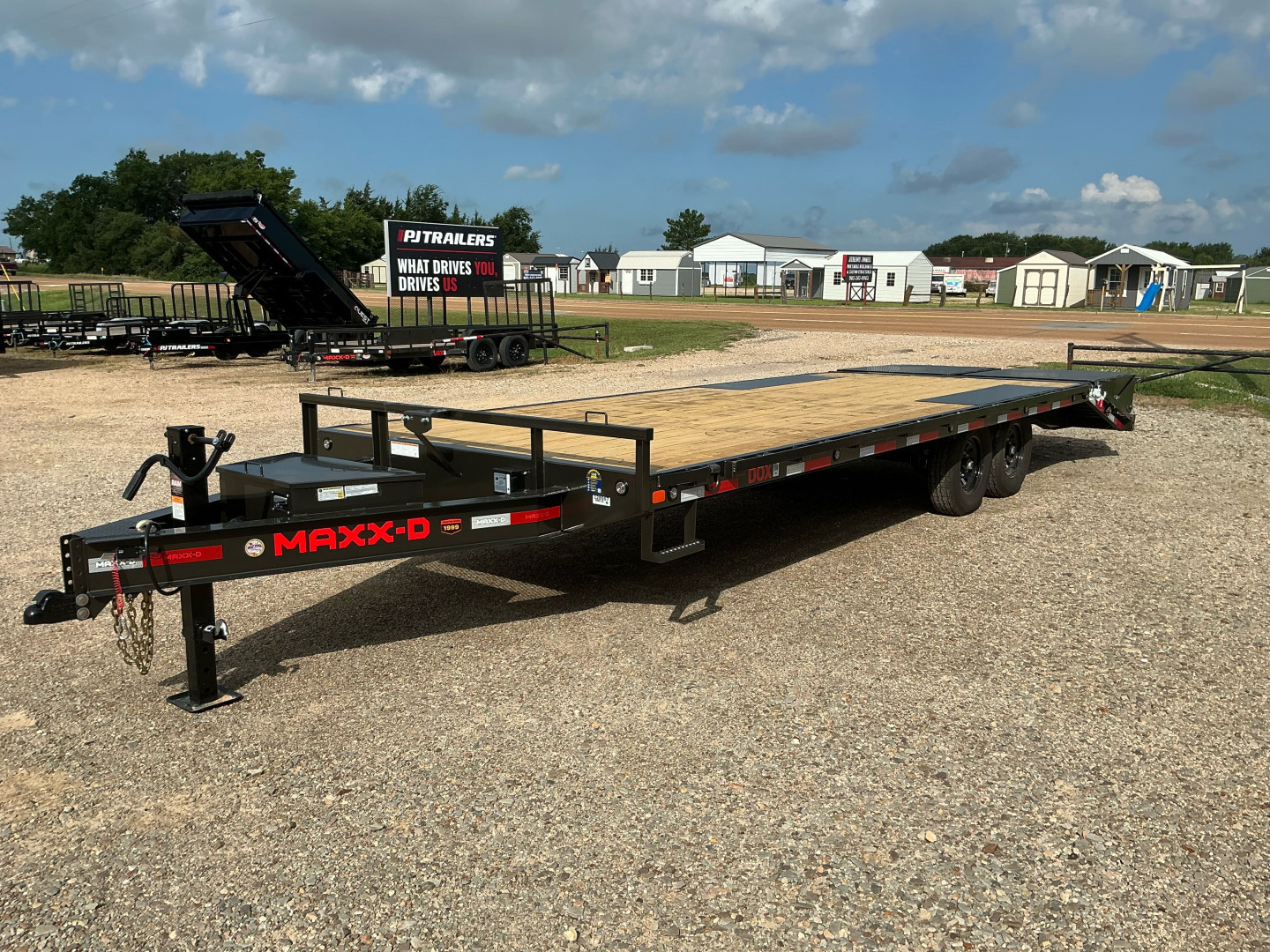 New 2026 MAXX-D 102”x24’ BP Deckover Flatbed – DOX