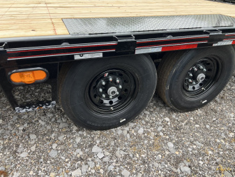 New 2024 Diamond C Trailers DEC207 24X102 Equipment Trailer