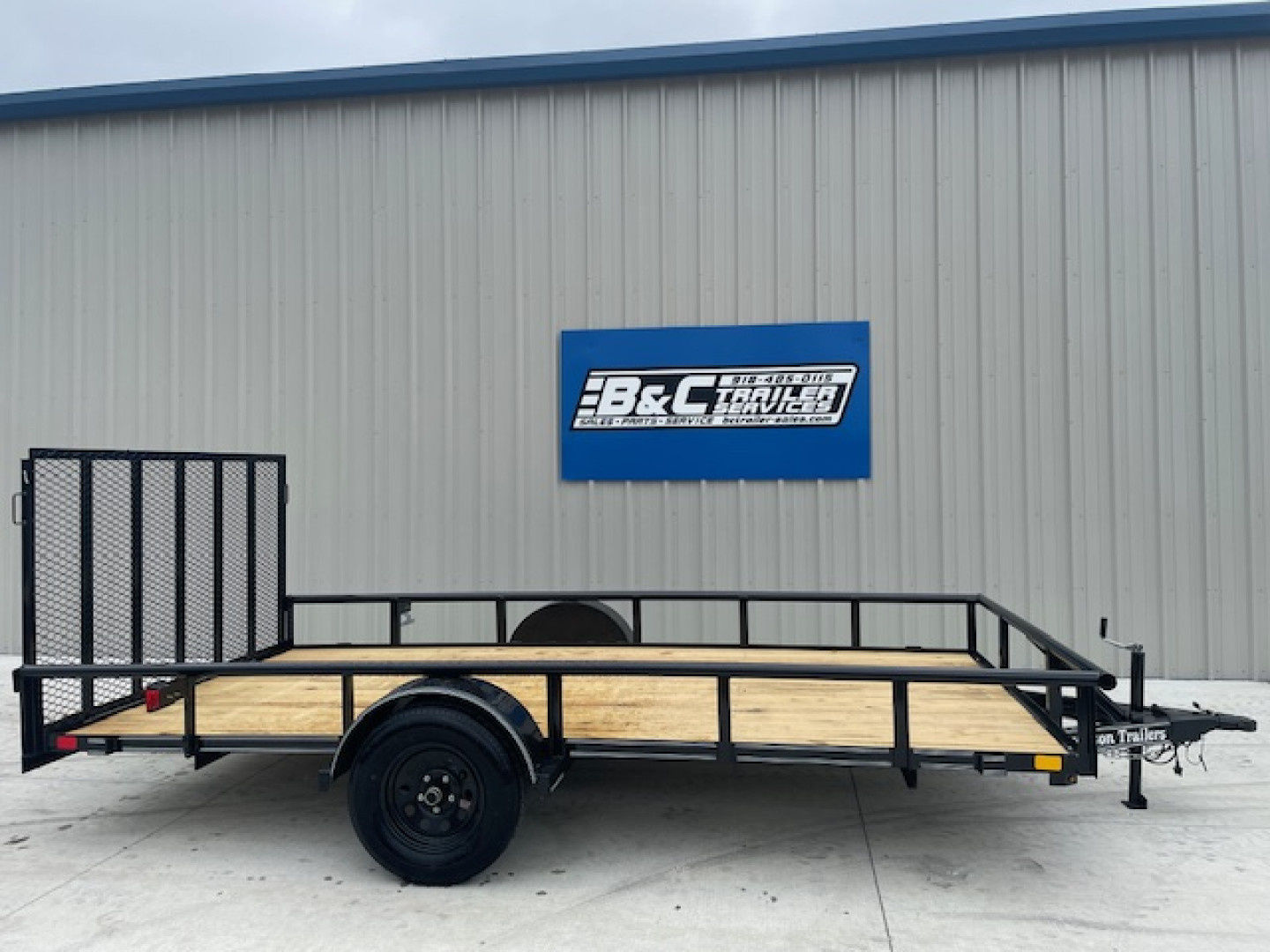 New 2025 DAVIDSON 83X14 (1)SINGLE AXLE PIPE TOP 4' GATE UTILITY