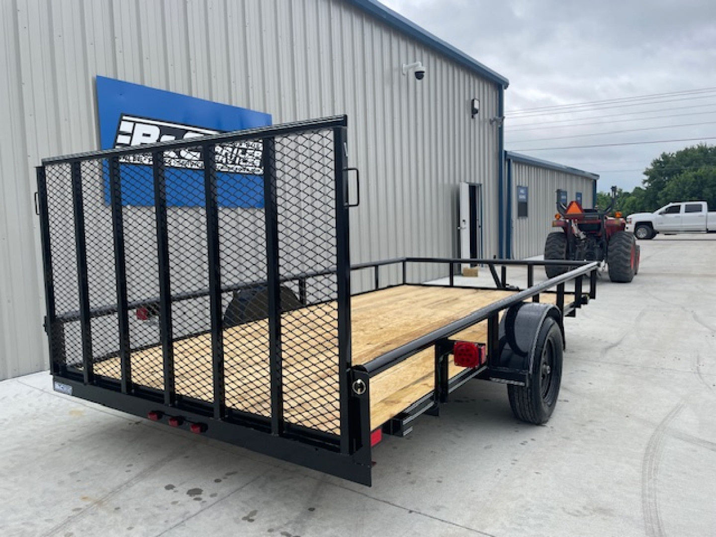 New 2025 DAVIDSON 83X14 (1)SINGLE AXLE PIPE TOP 4' GATE UTILITY