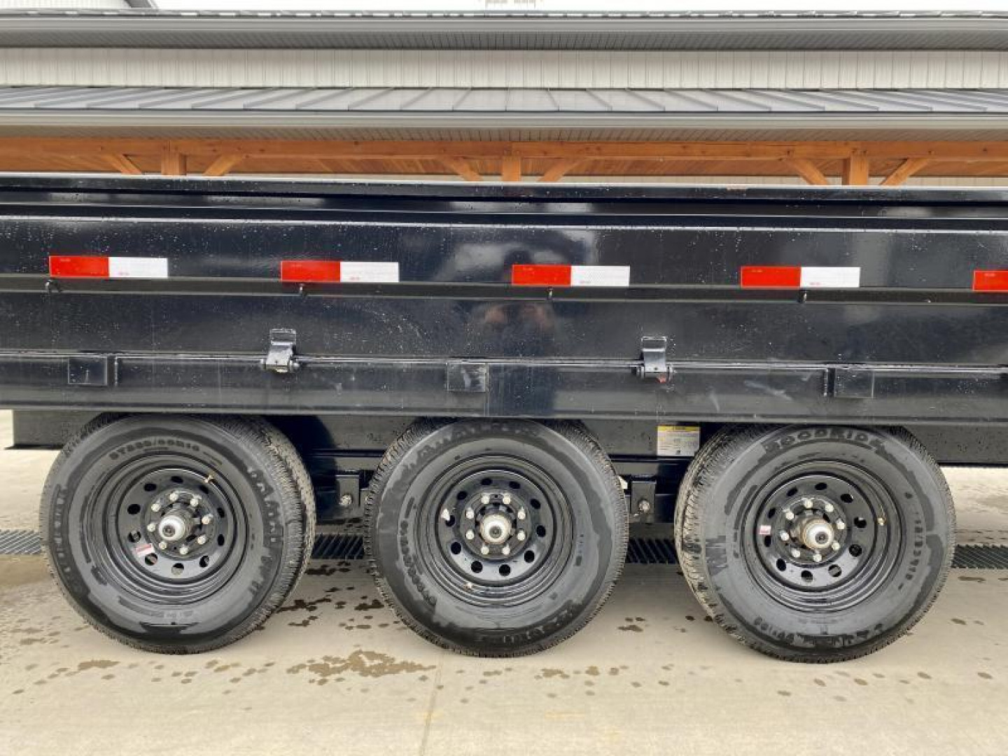 New 2025 Ironbull 8x16' Deckover Dump Trailer 21000# GVW * TRIPLE AXLE * TARP KIT * 10" I-BEAM FRAME * BED RUNNERS * 12K JACK * FOLD DOWN SIDES * OVERSIZE 5x20 SCISSOR * INTGRATED KEYWAY/10GA WALLS * IRONCLAD WARRANTY