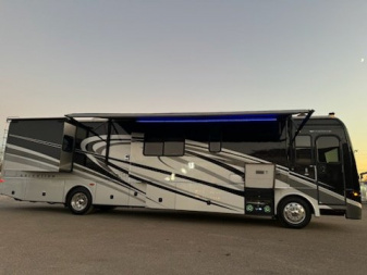 Used 2008 Fleetwood RV EXCURSION Class A
