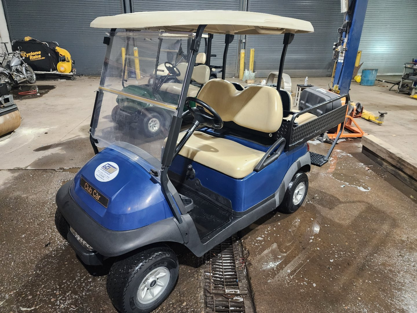 Used 2014 Club Car PRECEDENT Golf Cart