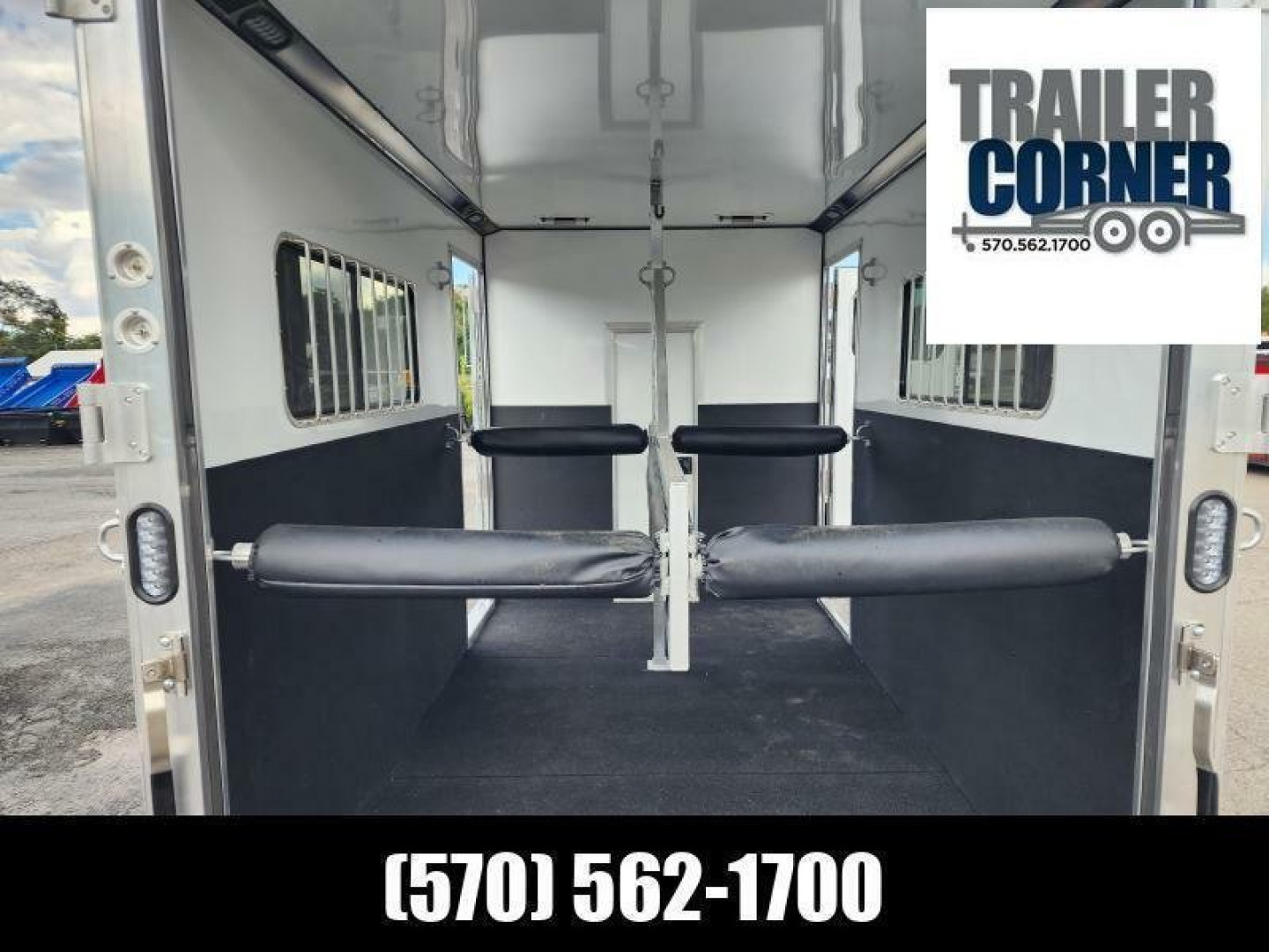 New 2024 Frontier Trailers AMBASSADOR - 2H STRAIGHT LOAD Horse Trailer