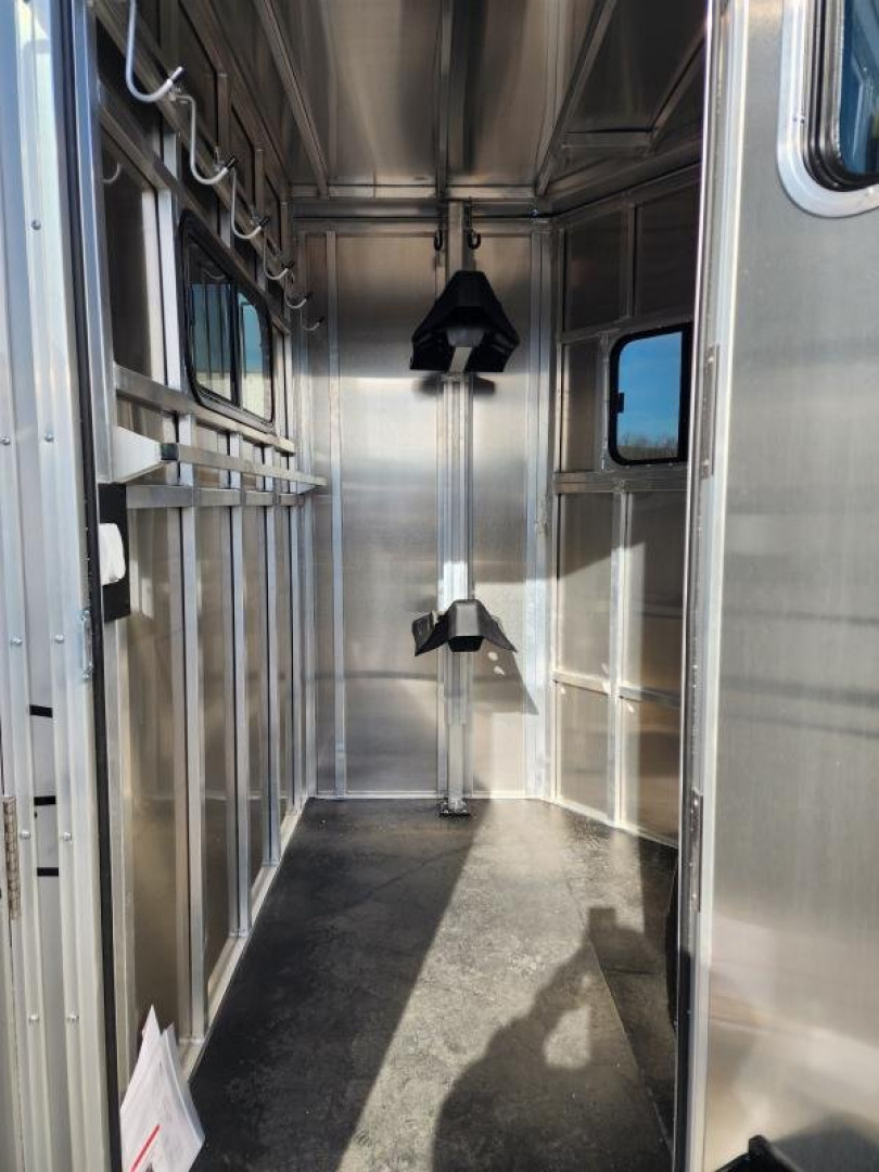 New 2024 Frontier Trailers AMBASSADOR 67'' Horse Trailer