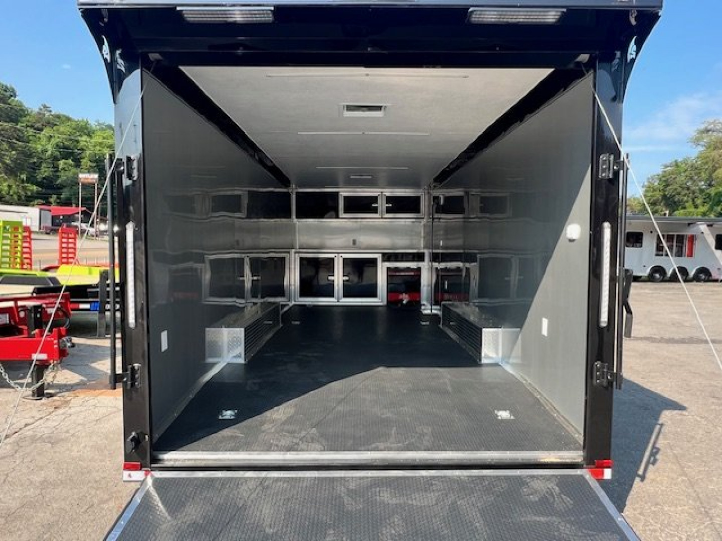 New 2025 Outlaw Trailers 8.5x24 12k Cargo / Enclosed Trailer