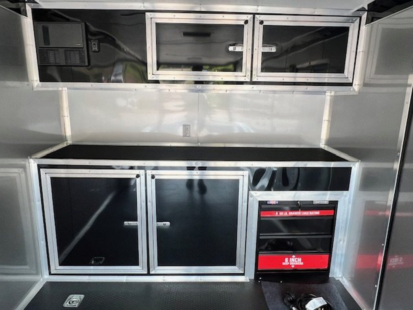 New 2025 Outlaw Trailers 8.5x24 12k Cargo / Enclosed Trailer