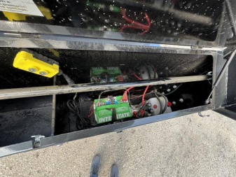 New 2026 Ironbull 7x16' Rolloff Dump Trailer Combo 14000# GVW * INCLUDES (3) 16' BINS 4' SIDES (16 YARDS) * DUAL BATTERIES * DUAL TOOLBOXES * 5x20 SCISSOR HOIST * DUAL 12K JACKS * 10" I-BEAM FRAME * 22K WINCH WITH ROLLER
